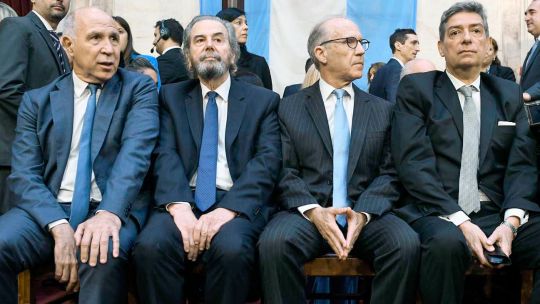 El último fallo de la Corte abrió la polémica: el apellido Macri celebra y CFK reprueba
