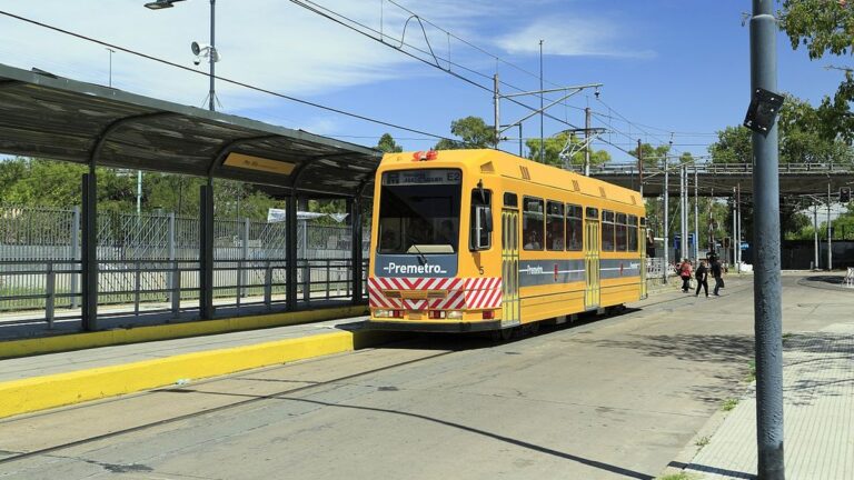 A qué hora sale el último subte y el último premetro en Nochebuena