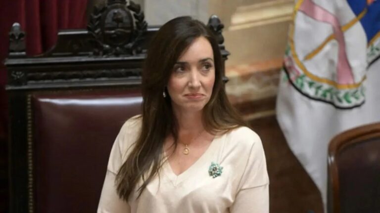 La vice presidenta Villarruel prolongó el congelamiento de las dietas en el Senado