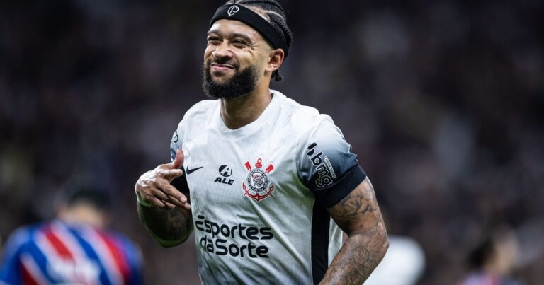 El contrato de Memphis Depay en Corinthians: lujos, excentricidad y controversias