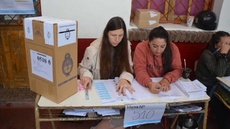 El diputado Oscar Zago aseguró que el Gobierno tiene los votos para la suspensión de las PASO