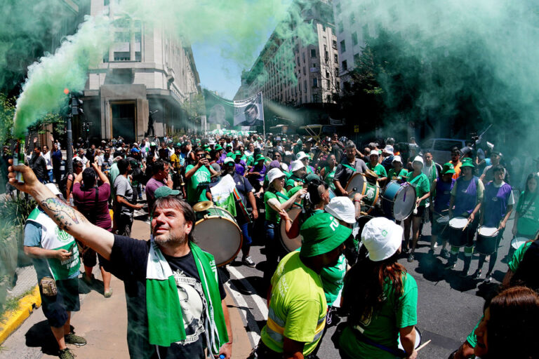 En el último año se perdieron 34.208 puestos de trabajo