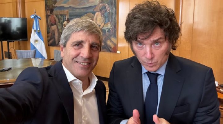 Paritarias congeladas: Caputo sostiene el cepo salarial en plena caída del poder de compra