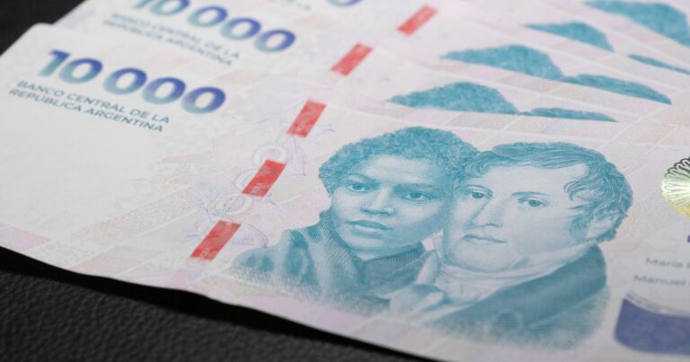 Con aguinaldo, haber y plus: cuánto cobrarán los jubilados de la mínima en junio