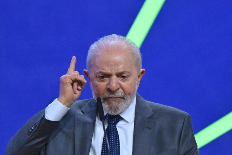 El dictador Lula da Silva busca aprobar un enorme aumento del IVA