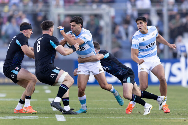 Los Pumas volvieron a perder ante Inglaterra en San Juan