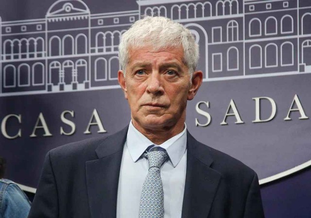 El Gobierno avanza con el recorte y elimina programas de Género y Diversidad