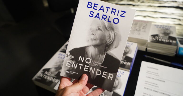 No solo un departamento: qué más hay detrás de la pelea por la sucesión de Beatriz Sarlo