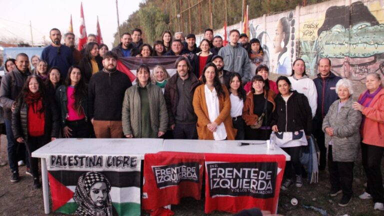 Frente a un muro de un barrio privado, la izquierda reafirma su presencia en la Primera Sección