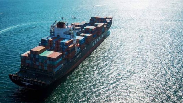 Reclamo en defensa de la Marina Mercante contra el DNU: Beneficios al empleo, infraestructura y generación de divisas