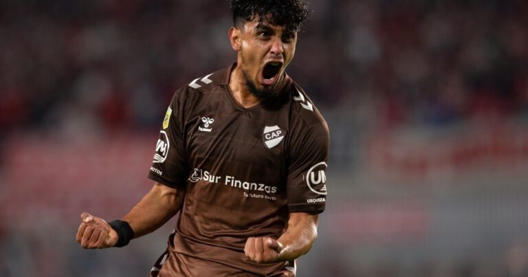 Ronaldo Martínez: de campeón con Platense a la primera convocatoria en la selección de Paraguay