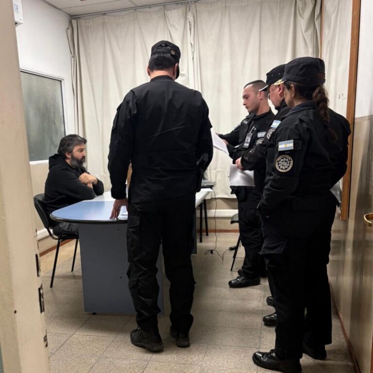 El juez Kreplak ordenó la detención de Furfaro, el dueño del laboratorio del fentanilo contaminado