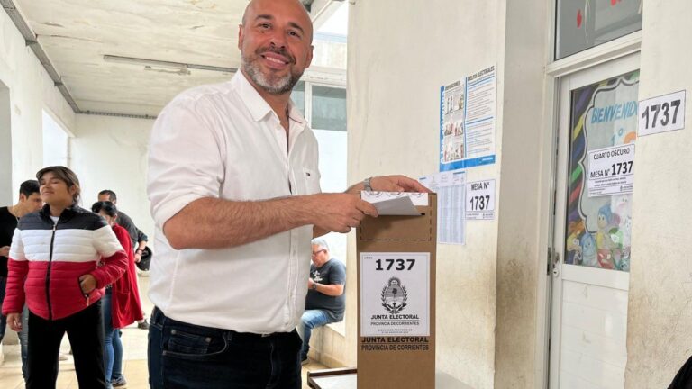 Votó Martín Ascúa: «Que la gente participe, porque es el día para cambiar la historia de Corrientes»