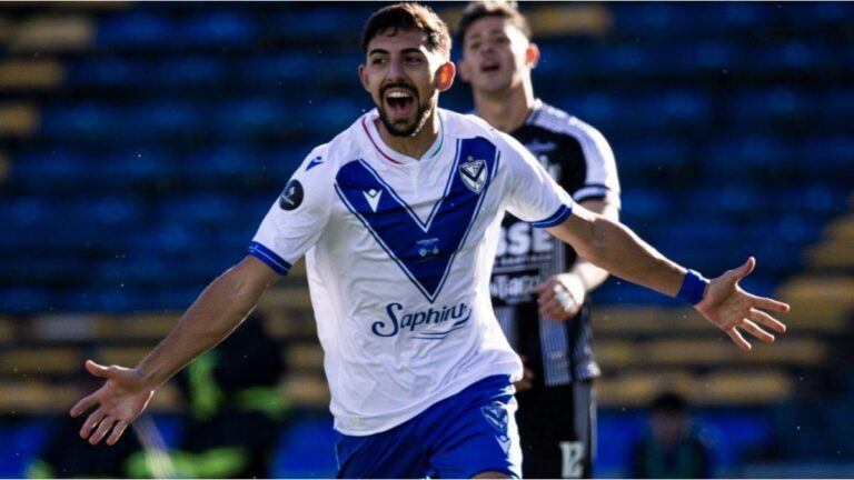 Vélez se consagró campeón de la Supercopa Argentina tras vencer 2-0 a Central Córdoba (SE)
