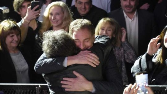 La apuesta íntima, la sorpresa de Javier Milei, el trío bonaerense y el 2027: secretos de la victoria de Diego Santilli