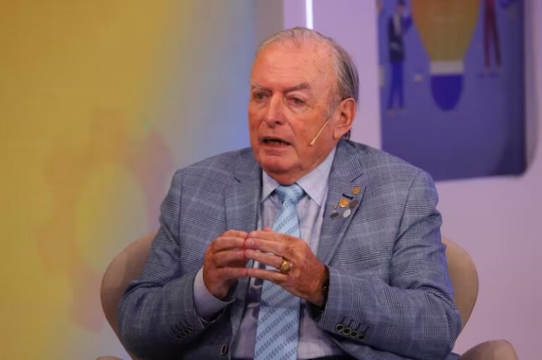 El asesor laboral de Milei admitió que la reforma que redactó no va a generar empleo